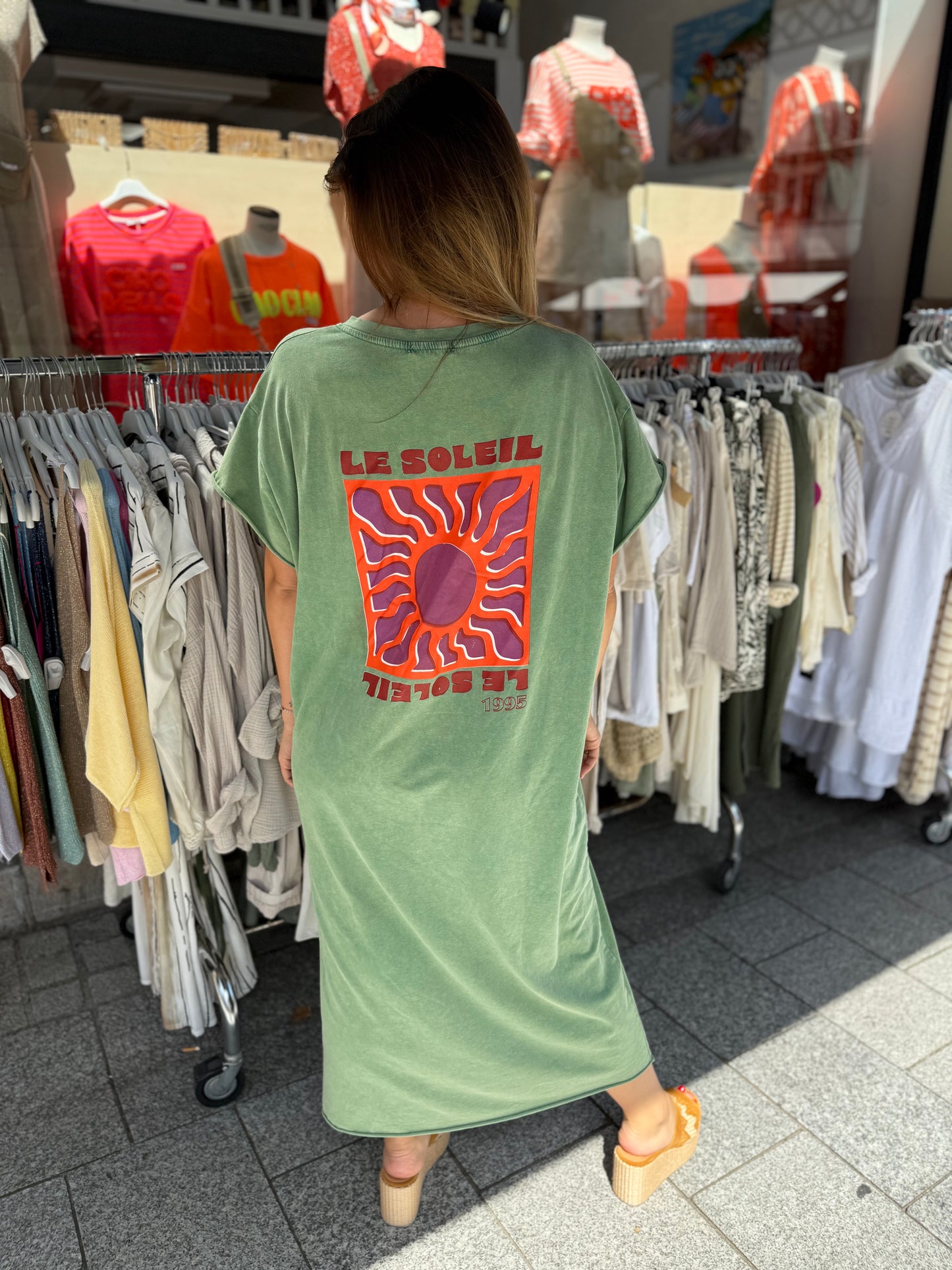 Robe Leelou